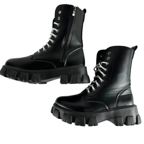 Sequined Tongue w Sparkling Lace Mid-Calf Boots Size (8) - Picture 9 of 12